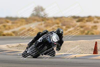 media/Feb-27-2022-CVMA (Sun) [[a3977b6969]]/Race 6 500 Supersport-350 Supersport (Holeshot)/